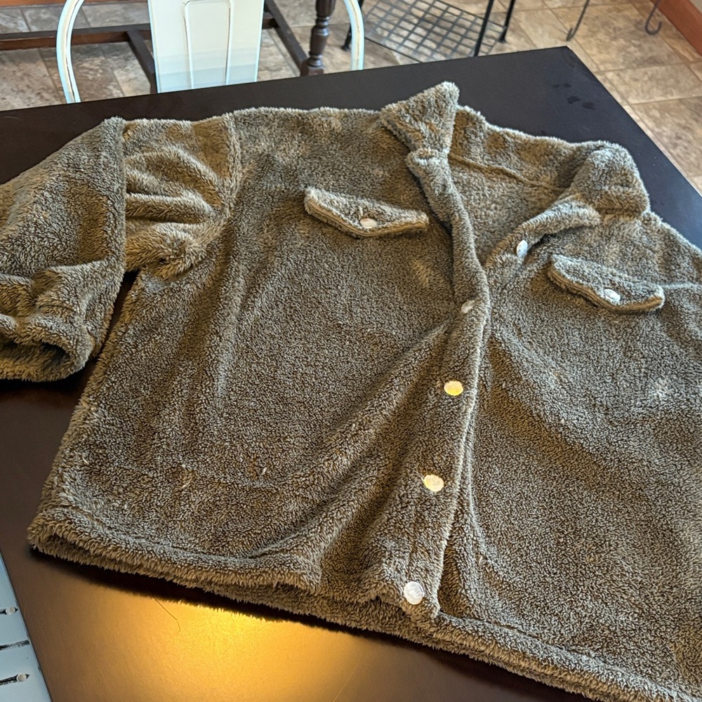 SHEIN Olive Green Fleece Jacket
